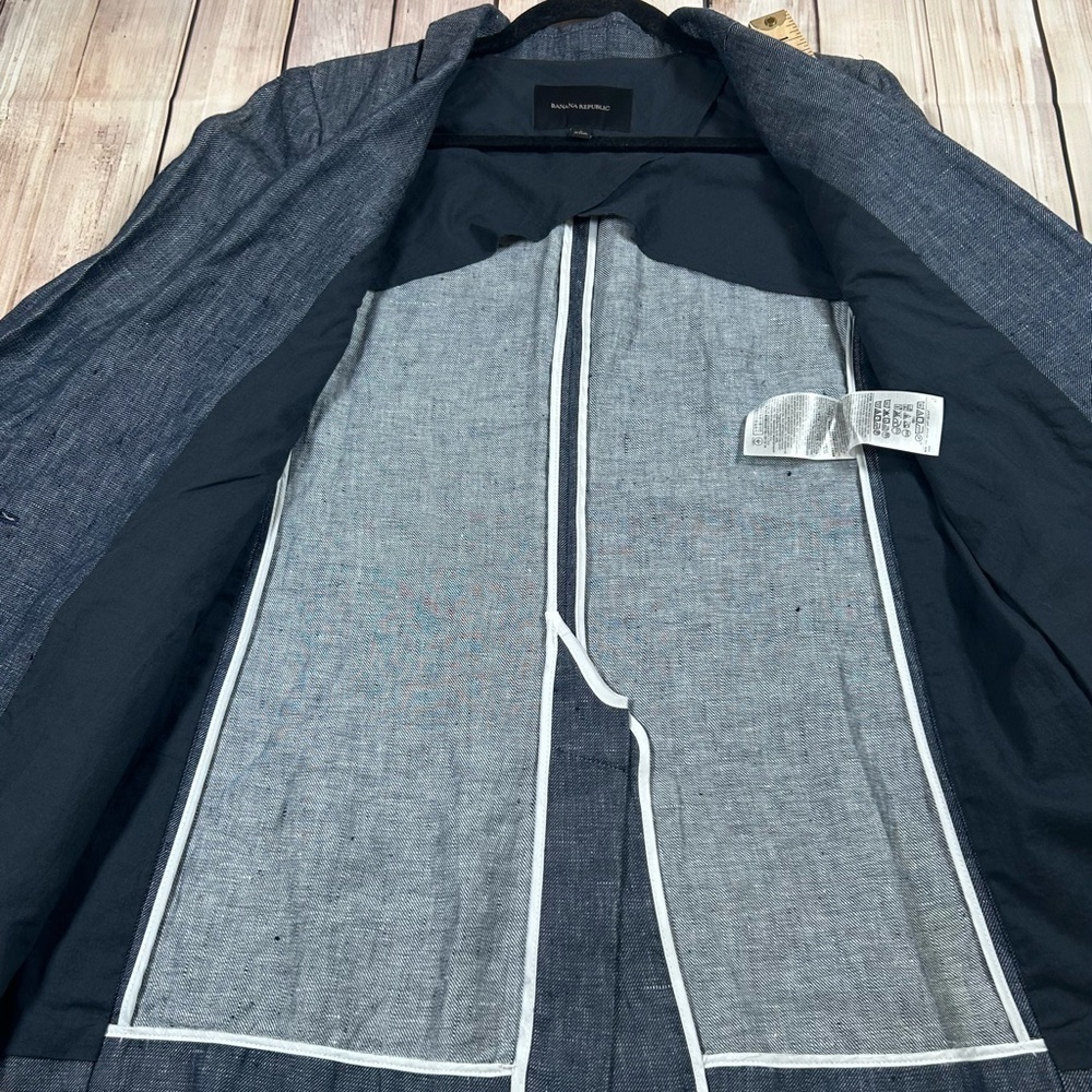 Banana Republic Navy Slub Texture Linen Blazer. Lightweight.Size 6. Quiet Luxury - Picture 10 of 11